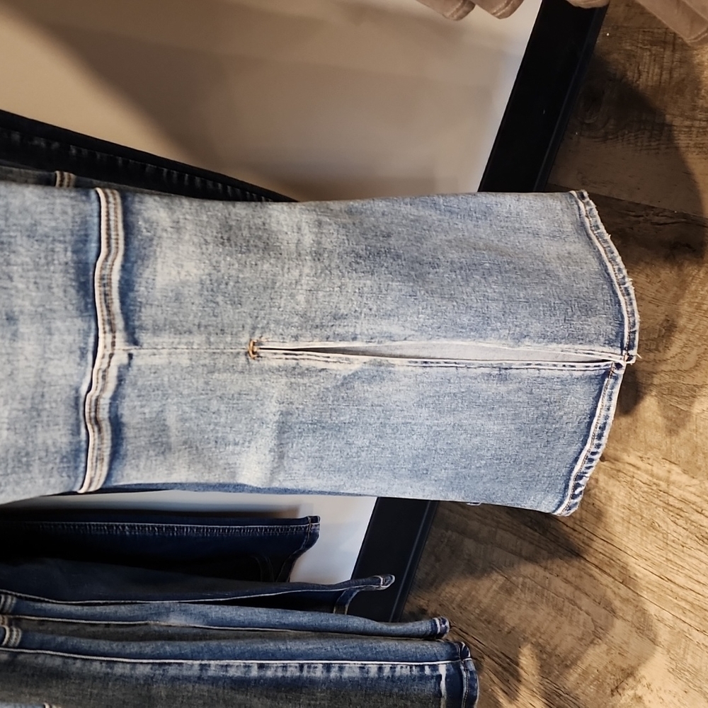 Jeans - Picture 6 of 6